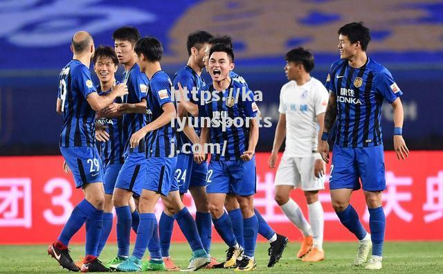 国安主场4-1大胜鲁能，提前确认亚冠资格